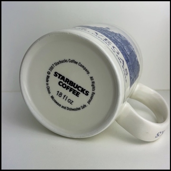 2007 Starbucks 18 Fl Oz Las Vegas Nevada ARCHITECTURE SERIES Blue & White Mug - Picture 8 of 8